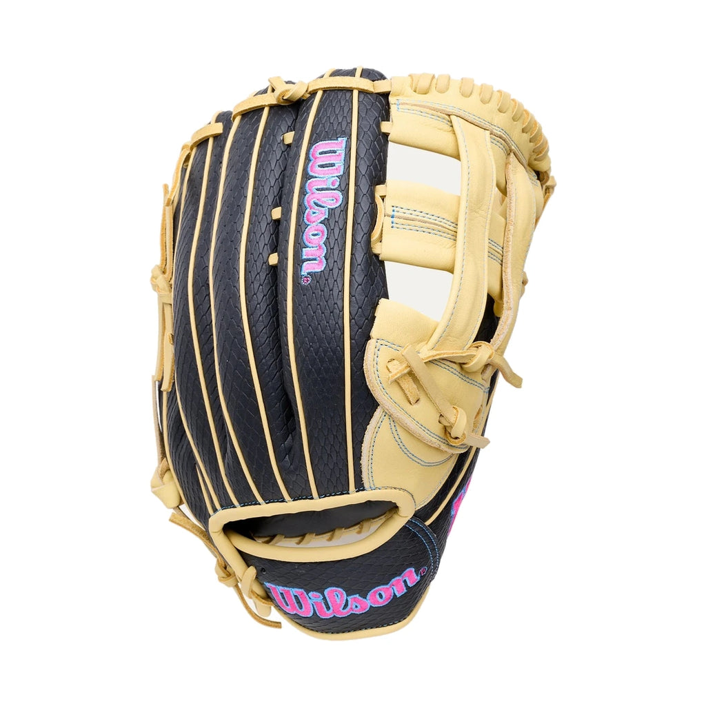 2027 Wilson A1000 1750 12.5" Outfield Glove
