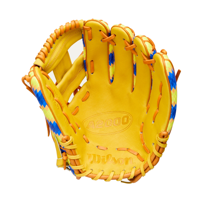 2025 Wilson A2000 Hatch Chile 11.5" Infield Glove